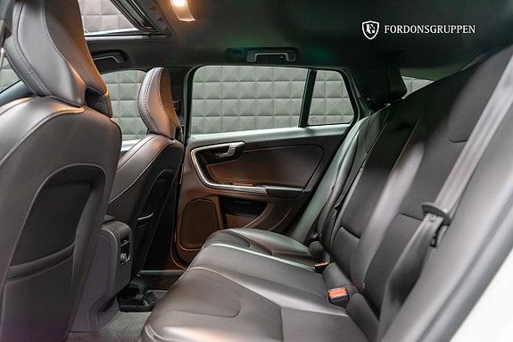 Volvo V60 24 of 24