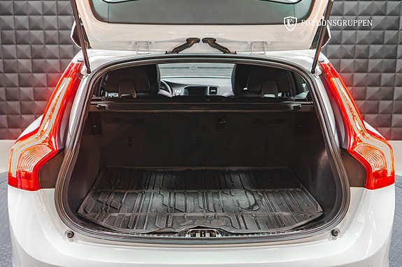 Volvo V60 7 of 24