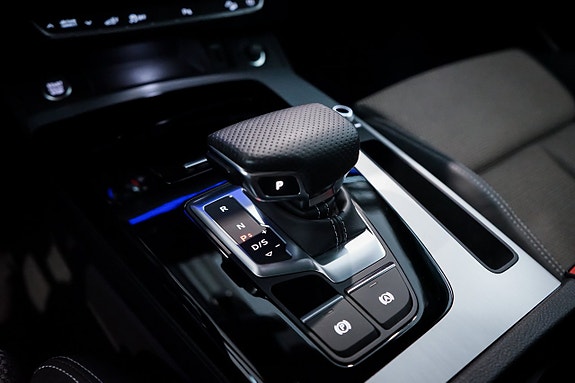 Audi Q5 10 of 27