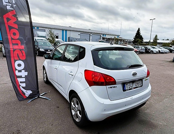 Kia Venga 4 of 9