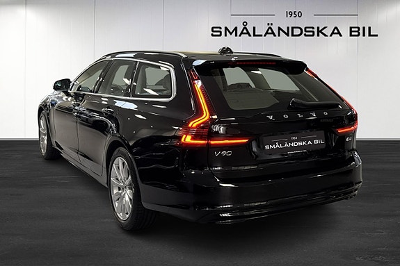 Volvo V90 3 of 19