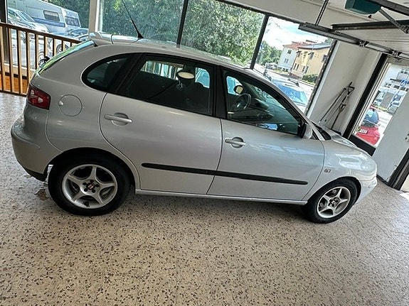 Seat Ibiza 11 of 14