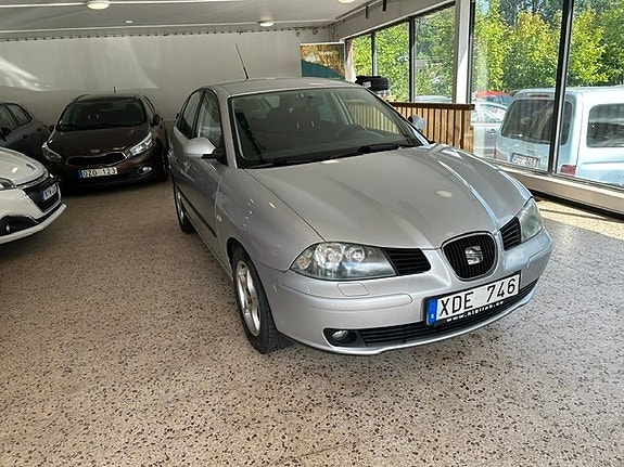Seat Ibiza 4 of 14