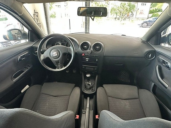 Seat Ibiza 14 of 14