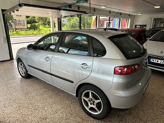 Seat Ibiza 9 of 14