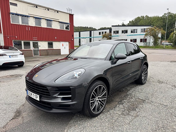 Porsche Macan 6 of 29