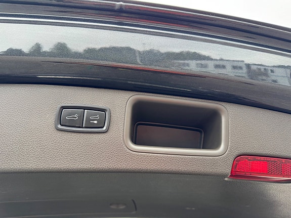 Porsche Macan 17 of 29
