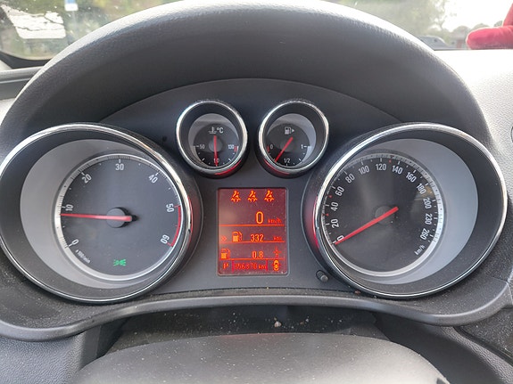 Opel Insignia 11 of 11