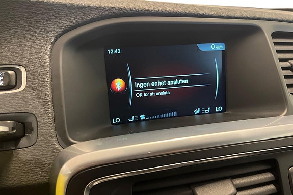 Volvo V60 14 of 21