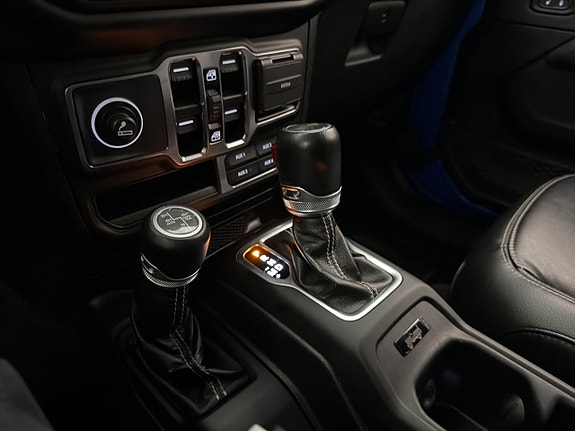 Jeep Wrangler 23 of 30