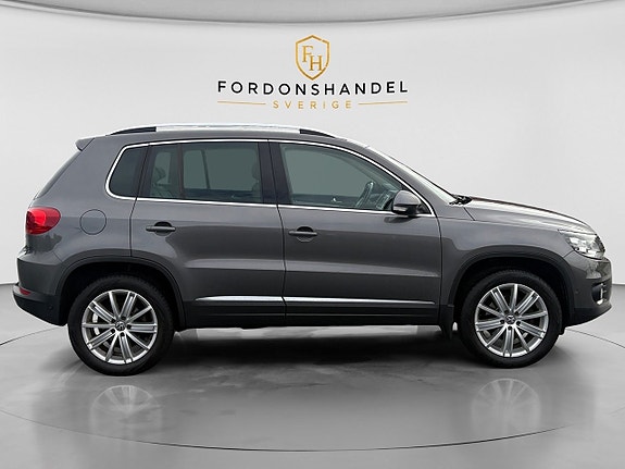 Volkswagen Tiguan 4 of 17