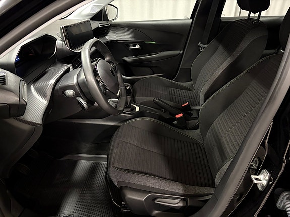 Peugeot 208 7 of 12