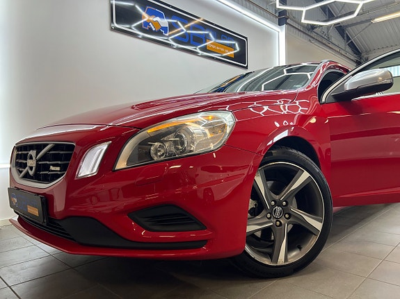 Volvo V60 9 of 29