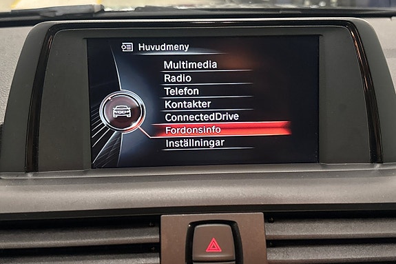 BMW 118i 13 of 18