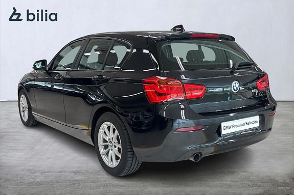 BMW 118i 2 of 18