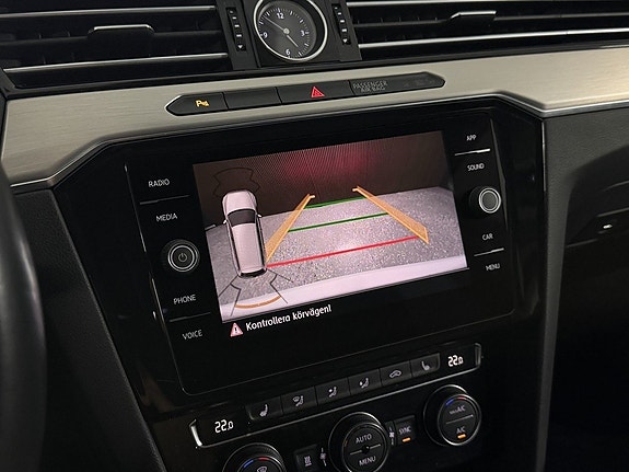 Volkswagen Passat 23 of 23