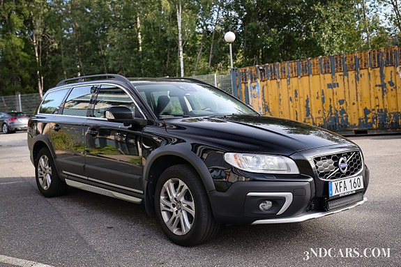 Volvo XC70 4 of 14