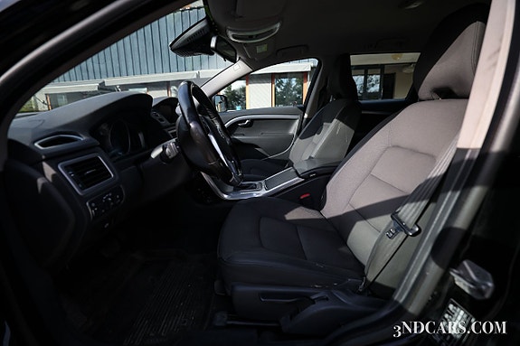 Volvo XC70 7 of 14