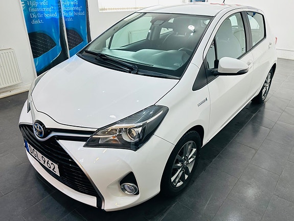 Toyota Yaris 6 of 19