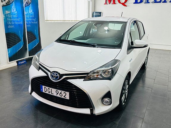 Toyota Yaris 4 of 19