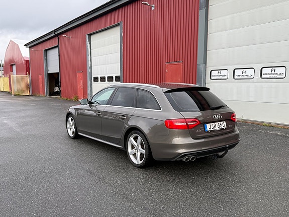 Audi A4 7 of 24