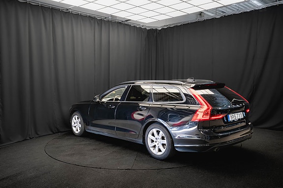 Volvo V90 8 of 19
