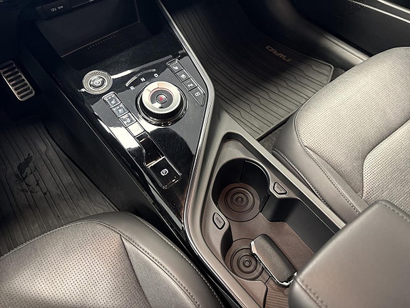 Kia Niro 12 of 17