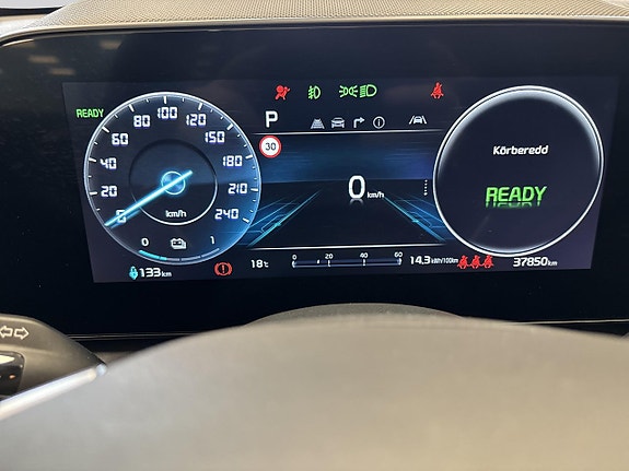 Kia Niro 10 of 17