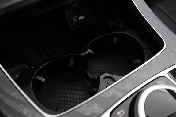 Mercedes-Benz CLS220 d 27 of 30