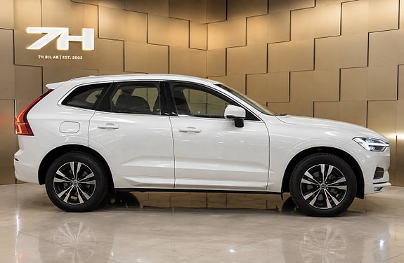 Volvo XC60 2 of 6