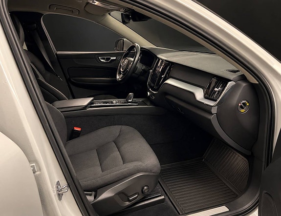 Volvo XC60 4 of 6