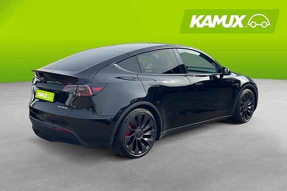 Tesla Model Y 4 of 26