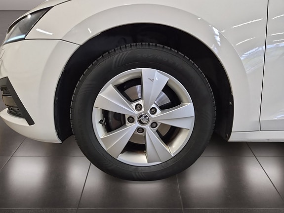 Skoda Octavia 9 of 19