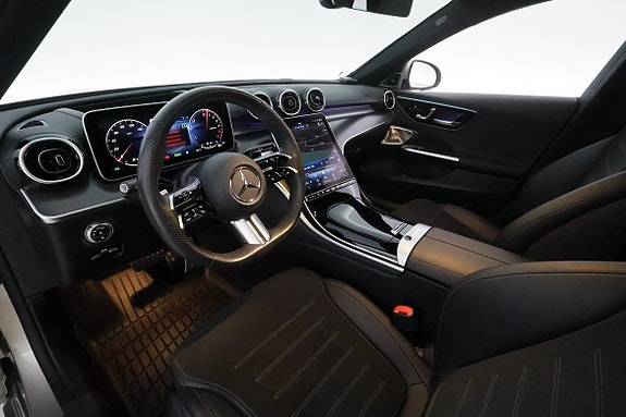 Mercedes-Benz C300 13 of 30