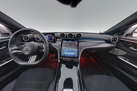 Mercedes-Benz C300 14 of 30