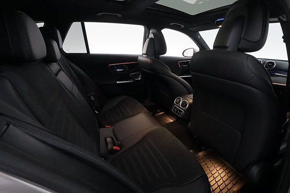 Mercedes-Benz C300 22 of 30
