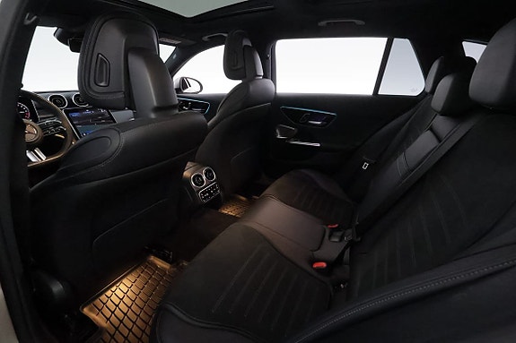 Mercedes-Benz C300 21 of 30