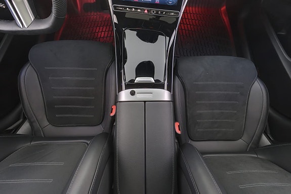 Mercedes-Benz C300 20 of 30