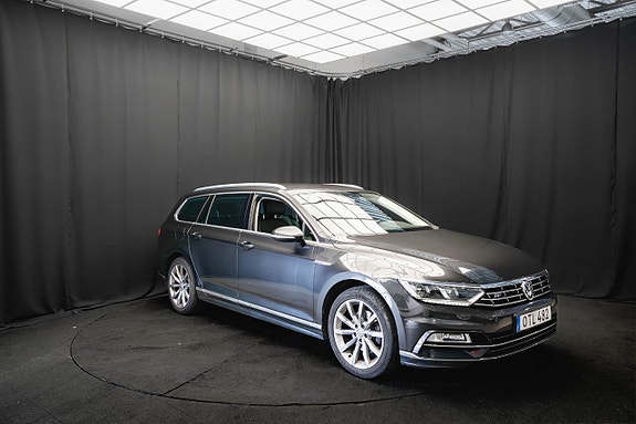 Volkswagen Passat 5 of 22