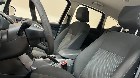 Ford C-Max 9 of 12