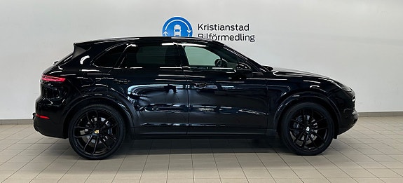 Porsche Cayenne 6 of 14