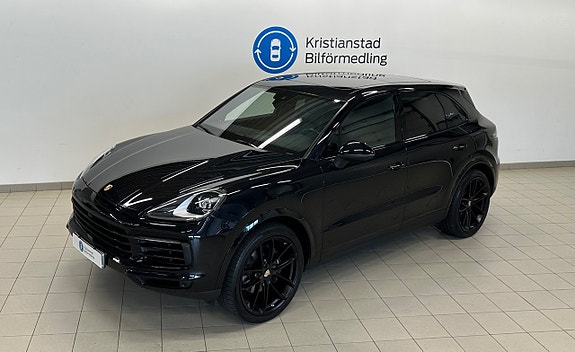 Porsche Cayenne 5 of 14