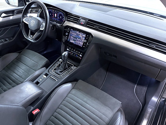 Volkswagen Passat 26 of 26