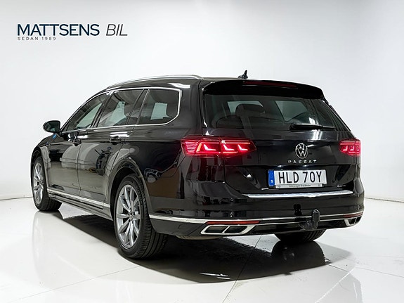 Volkswagen Passat 17 of 26
