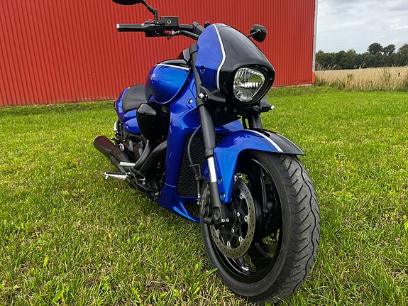 Suzuki VZR1800 Intruder 3 of 11