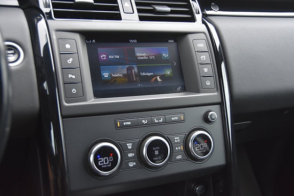 Land Rover Discovery 16 of 18