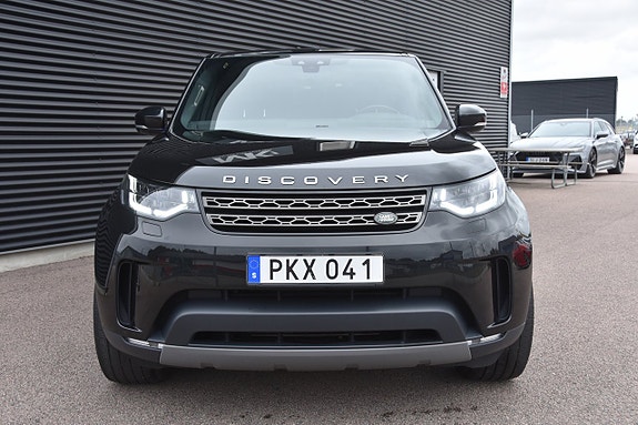 Land Rover Discovery 2 of 18