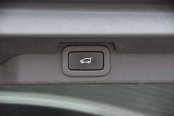 Land Rover Discovery 9 of 18