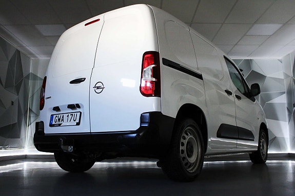Opel Combo 8 of 27