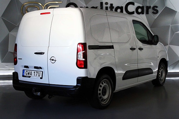 Opel Combo 4 of 27